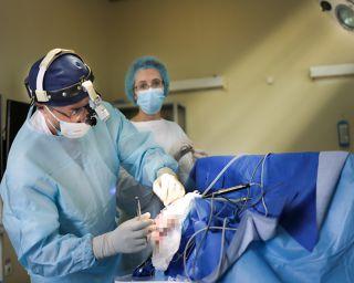 Нейрохирурги Находкинской горбольницы вернули пациенту возможность жить полной жизнью.