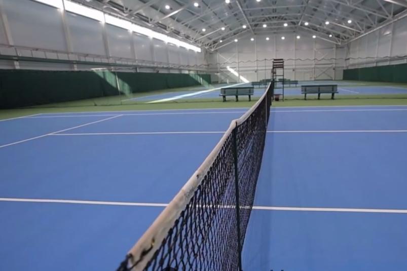 На Татарской набережной во Владивостоке летом откроется большой теннисный клуб