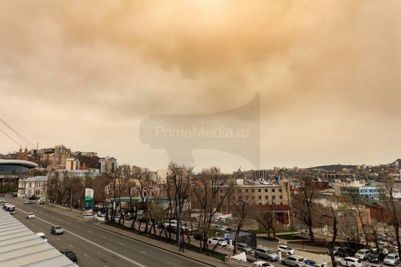 Прямо сейчас Владивосток во власти песчаной бури - эксклюзивные кадры