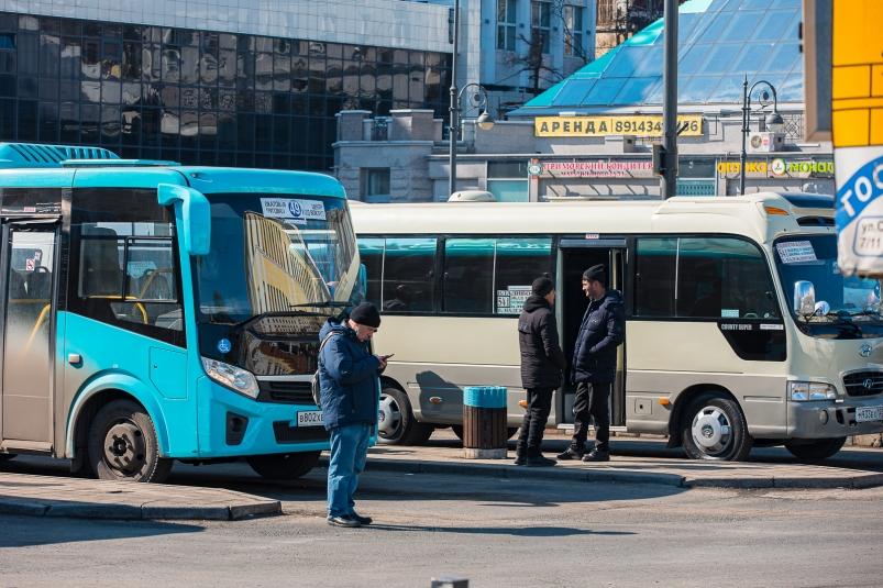 Более 2,5 млн рублей штрафов заплатят автоперевозчики Владивостока