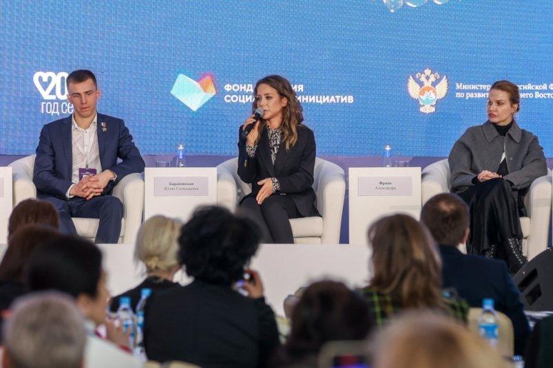 Известная телеведущая Юлия Барановская приехала во Владивосток на женский форум