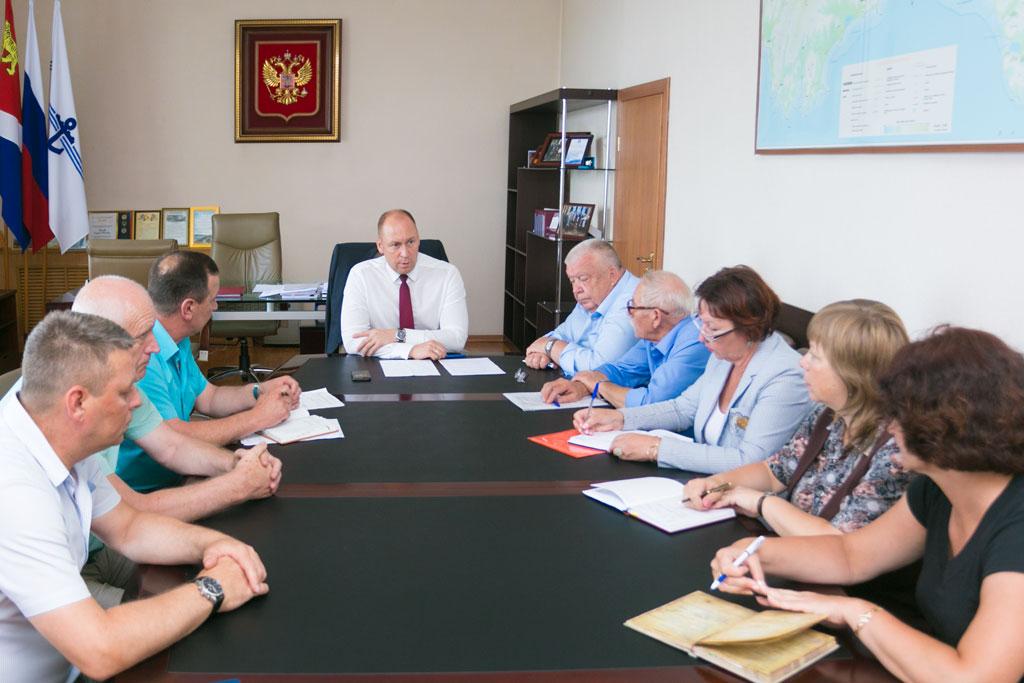 курс в находке сегодня. ананченко находка. котировка валют в банках. курс в находке сегодня. курс евро на сегодня в банках.