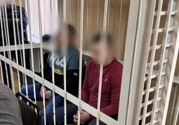 Во Владивостоке задержали полицейских, которые отпустили «закладчиков»