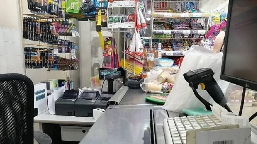 схема бизнес-процесса crm система. сайты покупателей товаров. сайты покупателей товаров. касса в магазине с продавцом. сетевые компании в интернете.